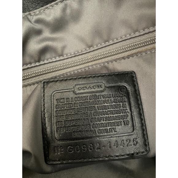 Vintage Coach Penelope black pebble leather shoulder bag tote Serial F14425 - Picture 10 of 10